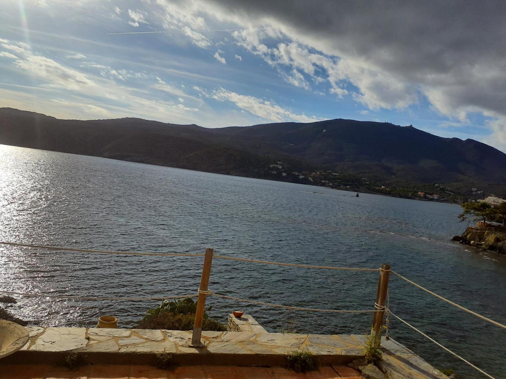 Isla Privada En Cadaques De Ensueno Con 11 Habitaciones Dobles Con Bano Privado Y Piscina 외부 사진